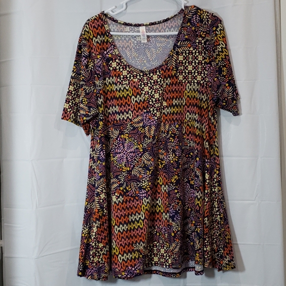 Top - Picture 3 of 5